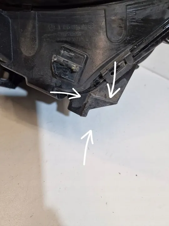 Linker Koplamp Mercedes GLA W156 H7 A1569061100 image 3