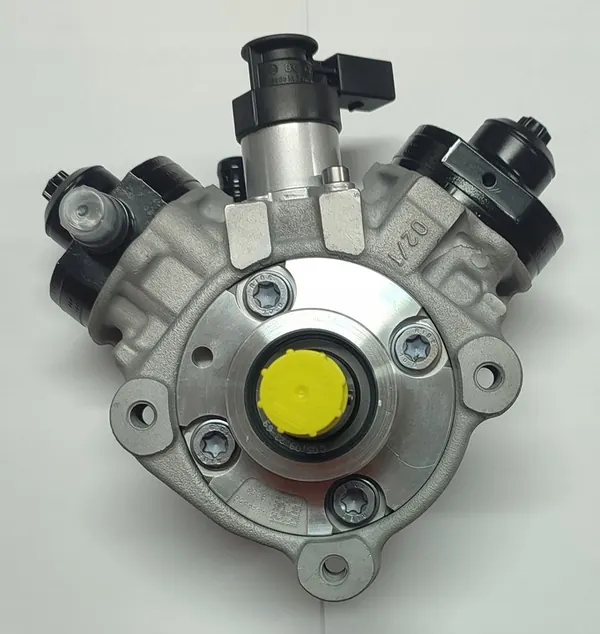 Bosch 0445010611 Kraftstoffpumpe image 2