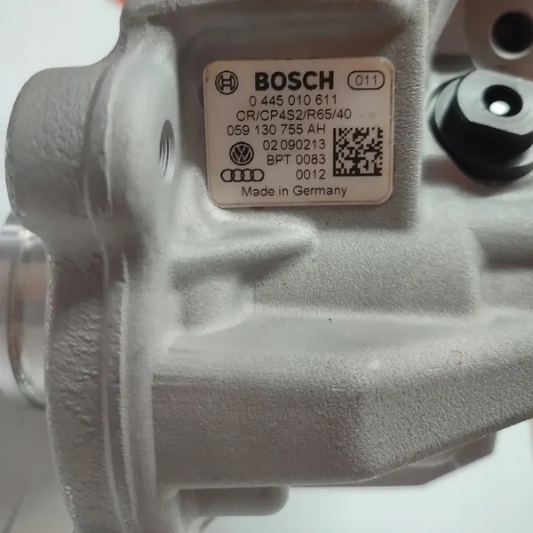 Bosch 0445010611 Kraftstoffpumpe image 3