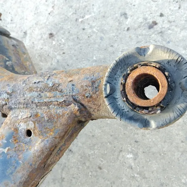 NISSAN X-TRAIL I T30 CHÂSSIS ARRIÈRE 4x4 OEM 55400-8H700 image 4