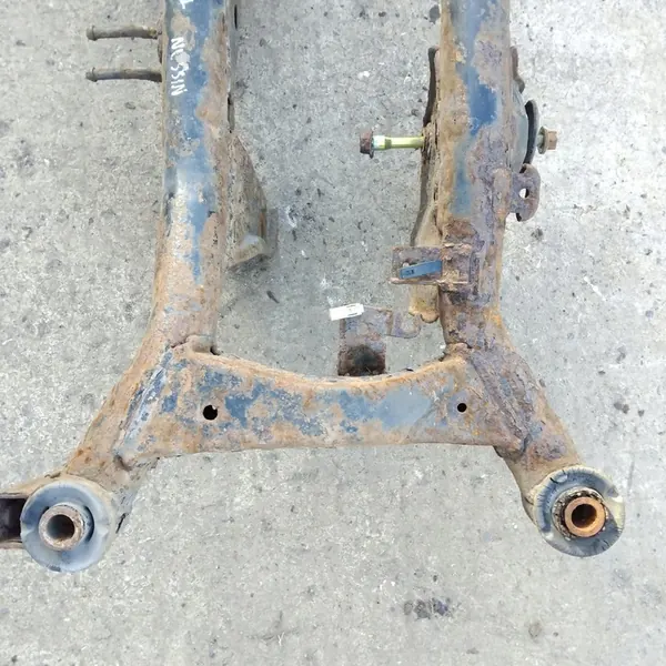 NISSAN X-TRAIL I T30 CHÂSSIS ARRIÈRE 4x4 OEM 55400-8H700 image 5