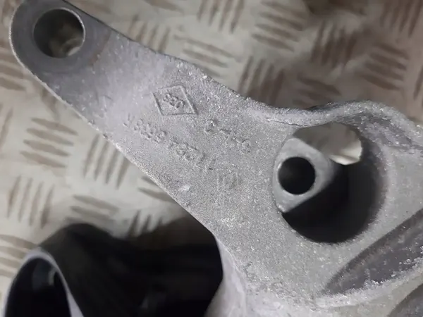 Motorsteun Renault Clio IV 1.5 dci image 3