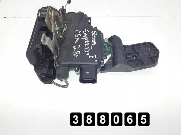 Rechte Vordertürschloss SKODA SUPERB I 3B0837868 image 3