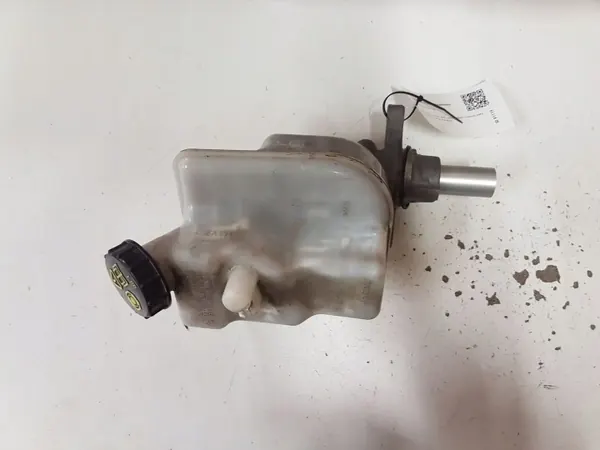 Cilindro maestro de freno OEM 0204051174 para Ford 2.2L Diesel image 3