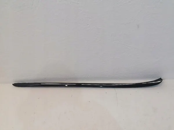 HYUNDAI SANTA FE 16 Moldura de vidro dianteiro direito 861322W000 image 2