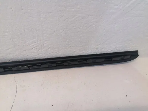 HYUNDAI SANTA FE 16 Moldura de vidro dianteiro direito 861322W000 image 6