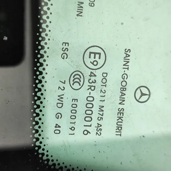 Gebrauchte linke Frontscheibe OEM A4476730105 Mercedes image 5