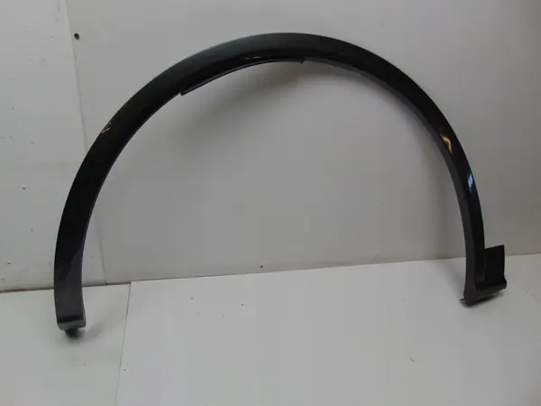 Vasen etulokasuojan lista Audi Q5 80A S-Line 17-25 OEM image 3