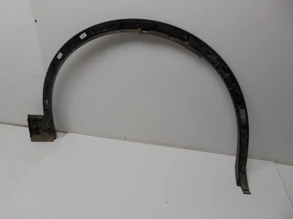 Vasen etulokasuojan lista Audi Q5 80A S-Line 17-25 OEM image 8