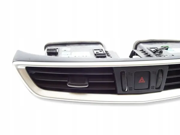 Grille centrale d'aération OEM 4TMQ pour Nissan Qashqai J11 image 5