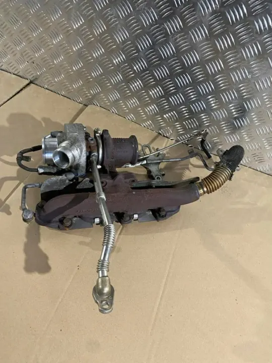 OPEL Turbo OEM 55583588 1.6 CDTi Moottoriin image 3