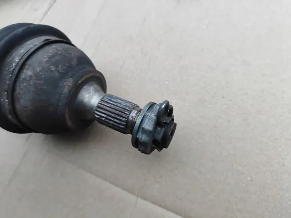 CITROEN PEUGEOT 1.6 EHDI Arbre Droit 9684135480 image 8