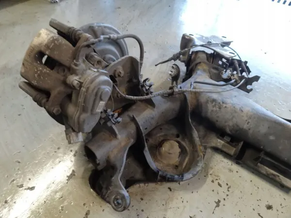OEM OKL15076 Hinterachsschwinge für Renault Megane image 4