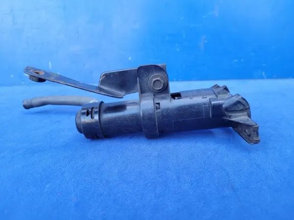 Ajovalopesuri oikea Honda OE OEM SPRYSKIWACZ LAMPY image 3