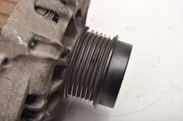 Vaihtovirtageneraattori Hyundai i30 II 1.4 16V image 2