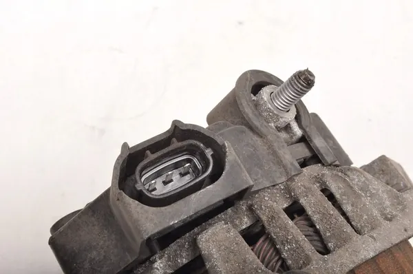 Vaihtovirtageneraattori Hyundai i30 II 1.4 16V image 5