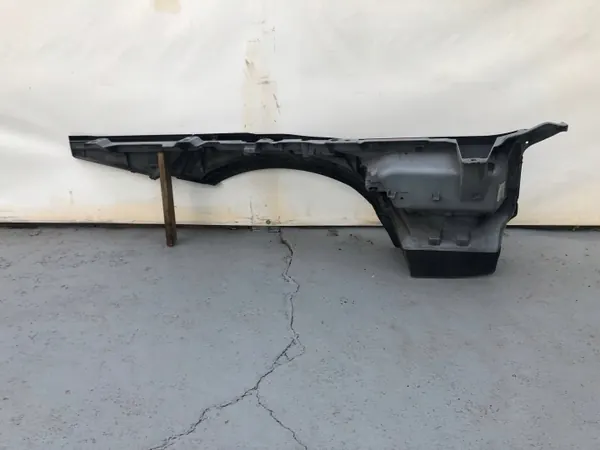 Marchepied gauche Renault Gama T Range OEM 82249132 image 8