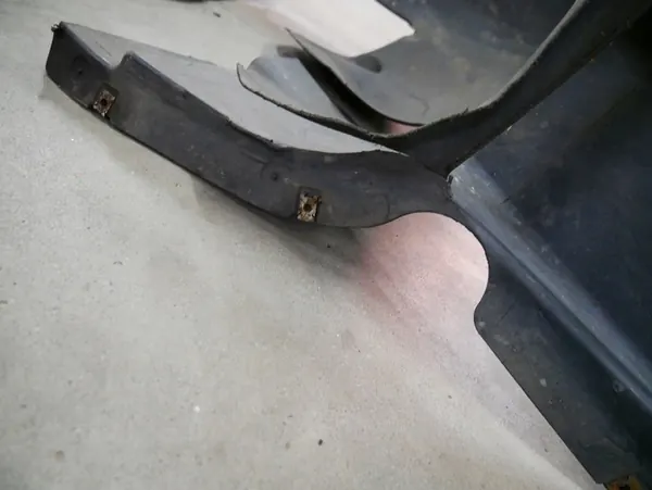 Front Right Wheel Arch VW Passat CC 08-12 OEM 3C8805978A image 3