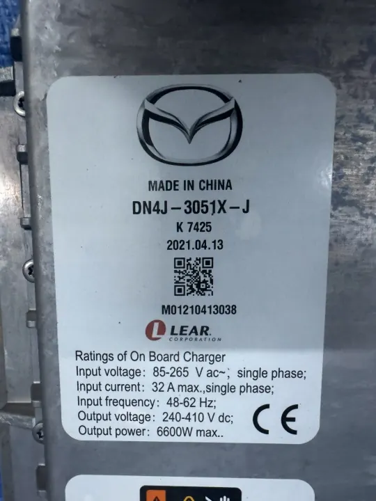 Inversor Mazda MX-30 DN4J-3051X-J Pieza OEM image 3