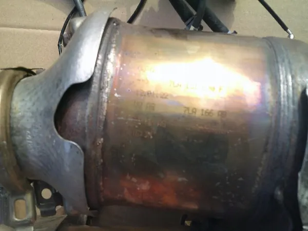 VW T6.1 Katalysator OEM 7LA181AA Begagnad image 4