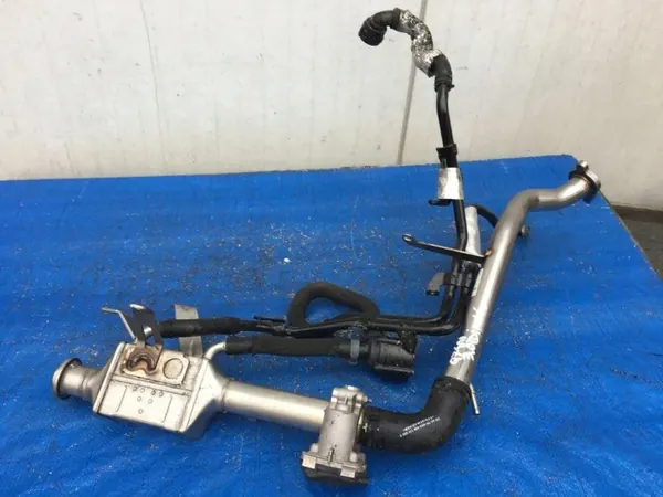 Refroidisseur EGR Audi Q7 4M OEM 06H121601P Occasion image 2