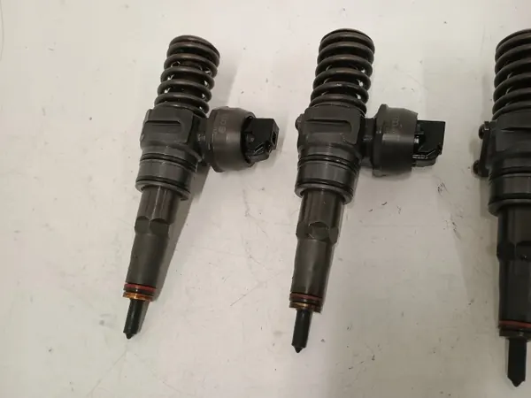 OEM 0986441509 VW 1.9 TDI Pumppusuutinyksikkö image 3