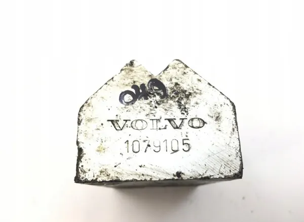 Válvulas de aire Volvo OEM 1079105 - Usadas image 3