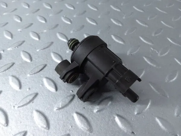 Kraftstoffdampfventil OEM 55593172 für Cadillac XTS 3.6 V6 image 2