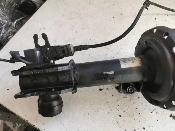 Ammortizzatore anteriore sinistro Opel Zafira B 13199458 image 5