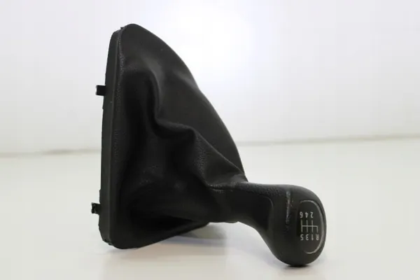 OEM växelspakskydd för BMW 116i E87 6-växlad image 3