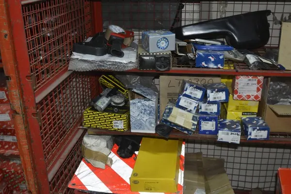 MOTOR DO VENTILADOR VW GOLF JETTA TOPRAN 191959101 image 3