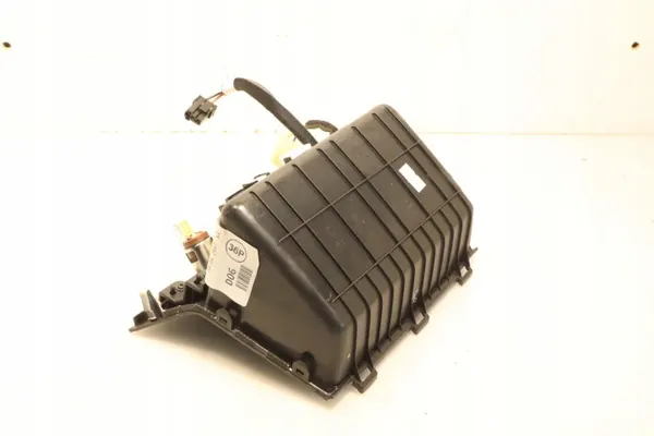 Compartiment 12V USB OEM 84630-D70604 pour Hyundai Tucson III image 3