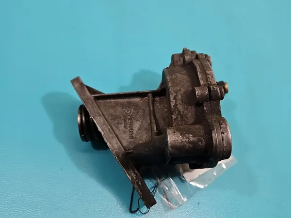 VW LT II Imupumppu 2.5 TDI image 4