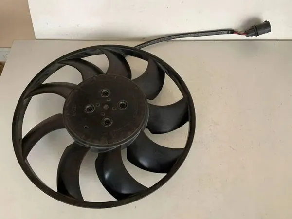 Ventilateur radiateur OEM 8W0959455K pour Audi RS5 8W image 4