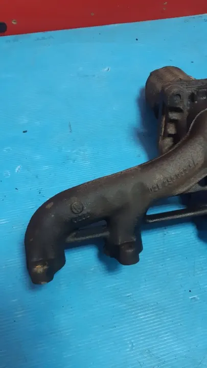 Colector de escape VW Caddy II 1.9D OEM 028253033aa image 3
