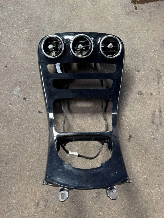 Cache Tunnel Mercedes C205 OEM A2056803805 image 2