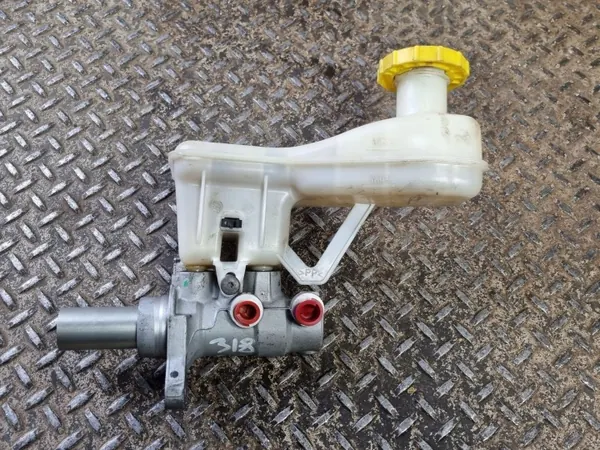 Réservoir de liquide de frein Chrysler Pacifica OEM 26415810073 image 2