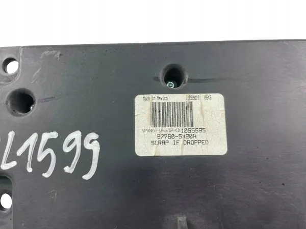 Nissan Navara D40 Audioversterker OEM 277605X20A image 4