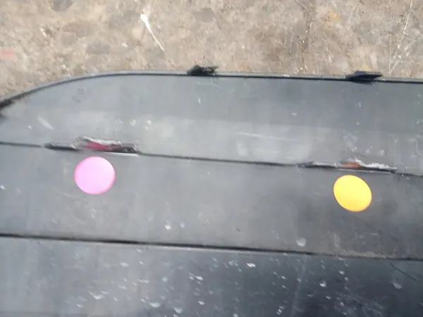 Grade de Farol Direito Frontal VW T6 image 8