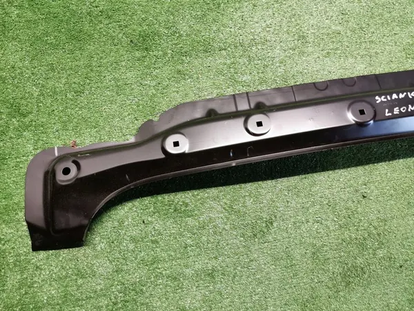 SEAT LEON IV 5FE 20- Kombi Garniture de Pare-Chocs Arrière 5FE813315 image 2