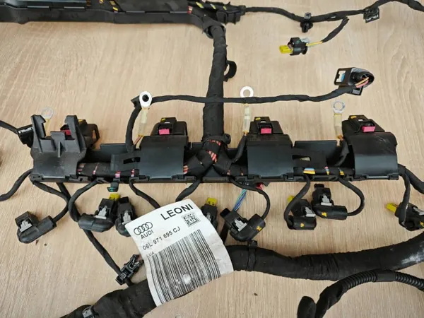 Harness Motor OEM 06L971595CJ para Audi A4 B9 image 5