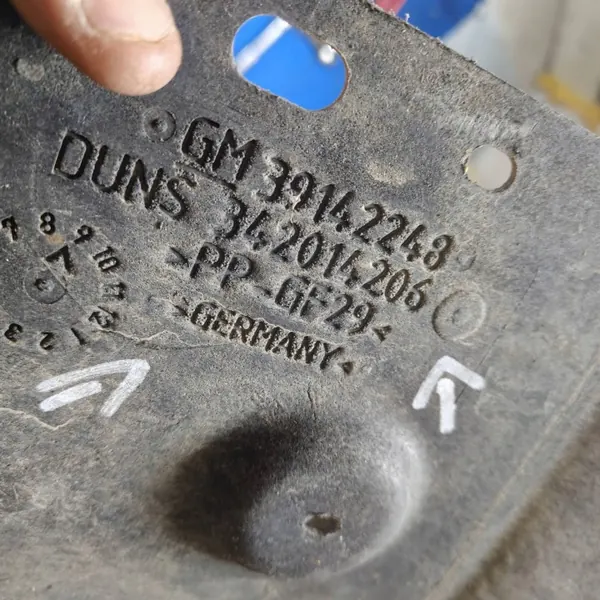OEM 39142248 Moottorisuojus Opel Astra K:lle image 7