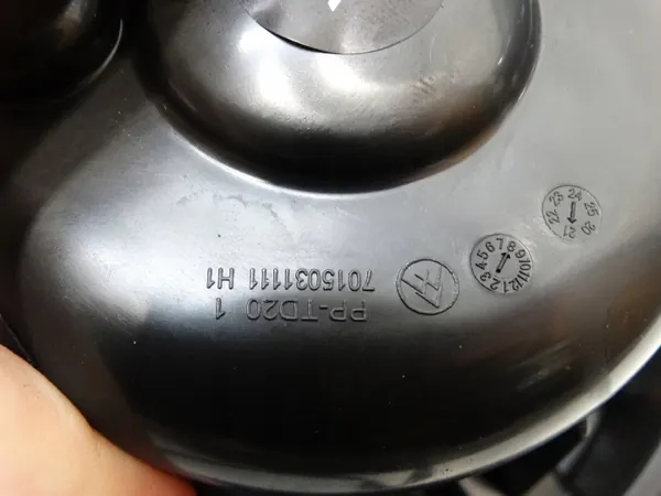 Ventilador OEM 7015011002 para Citroen C4 III 2020 image 5