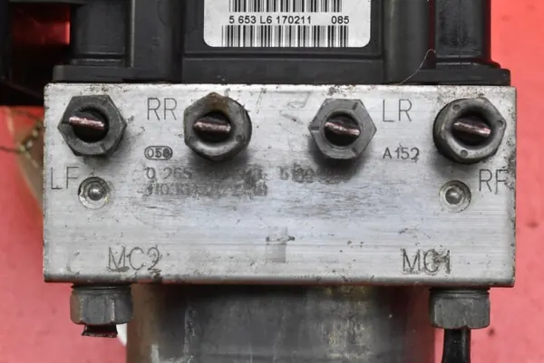 Bomba ABS OEM 51894800 para Fiat Grande Punto 1.4 image 8