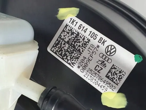 Audi A3 S3 8P Remservopomp OEM 1K1614105BK image 8