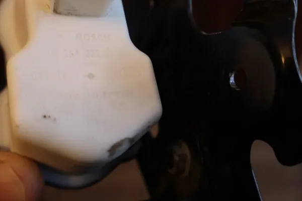 OEM 7L0906243 VW Jetta Hybride koolstoffilterpomp image 3