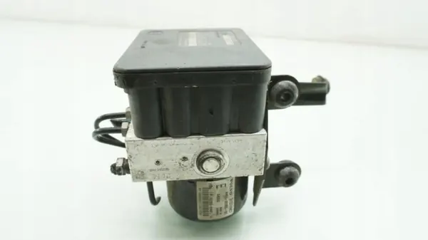 Bomba ABS Volvo C30 OEM 31274907 - Usado image 4