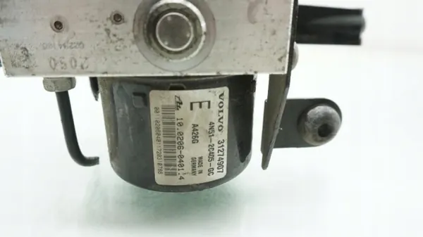 Bomba ABS Volvo C30 OEM 31274907 - Usado image 5