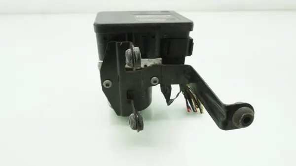 Bomba ABS Volvo C30 OEM 31274907 - Usado image 6