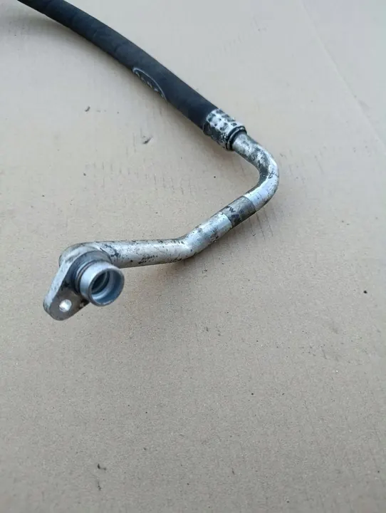 AC-putki RENAULT MASTER III 924548618R image 3